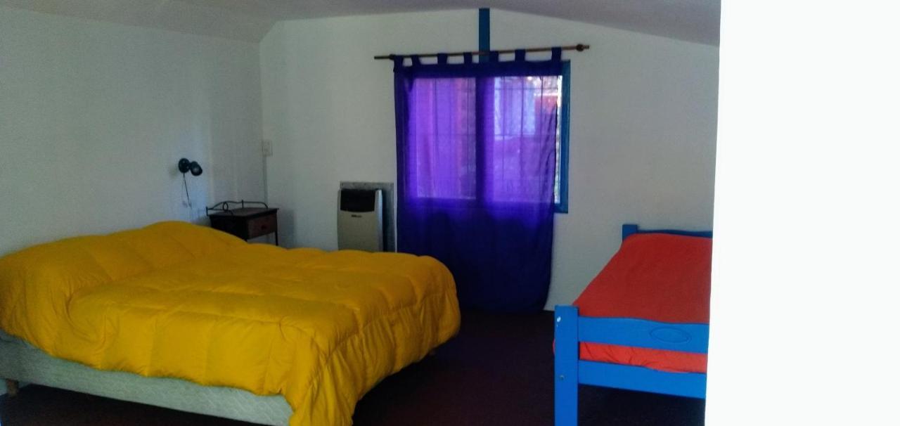 Alhue Patagonia Hostel Сан-Мартин-де-лос-Андес Экстерьер фото