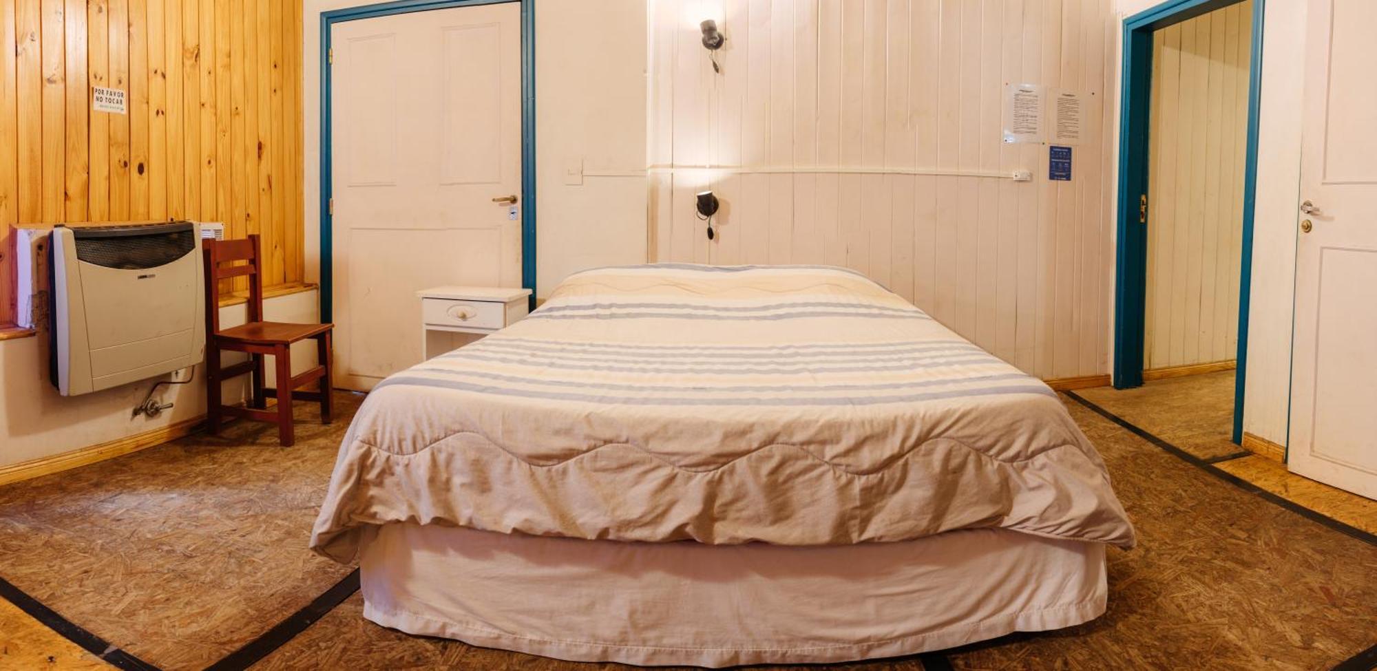 Alhue Patagonia Hostel Сан-Мартин-де-лос-Андес Экстерьер фото