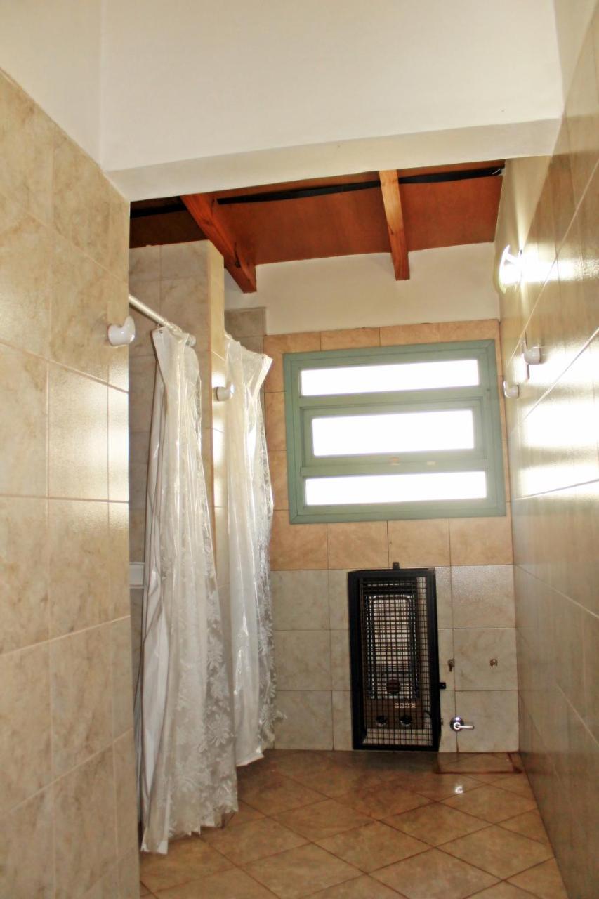 Alhue Patagonia Hostel Сан-Мартин-де-лос-Андес Экстерьер фото