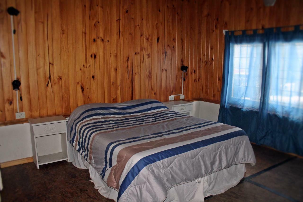 Alhue Patagonia Hostel Сан-Мартин-де-лос-Андес Экстерьер фото