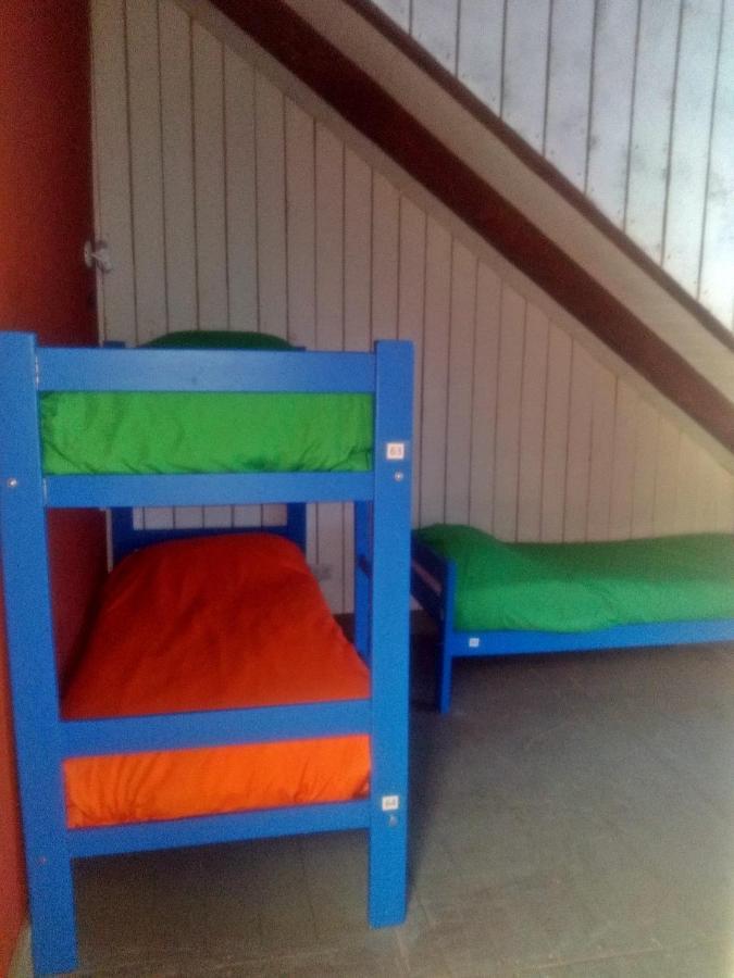 Alhue Patagonia Hostel Сан-Мартин-де-лос-Андес Экстерьер фото